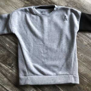 Reebok Girls NWOT color block sweatshirt 6X